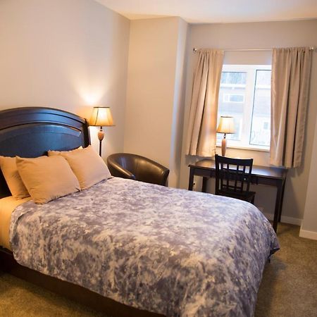 Downtown Whitehorse 4 Bedrooms Deluxe Condo Kültér fotó