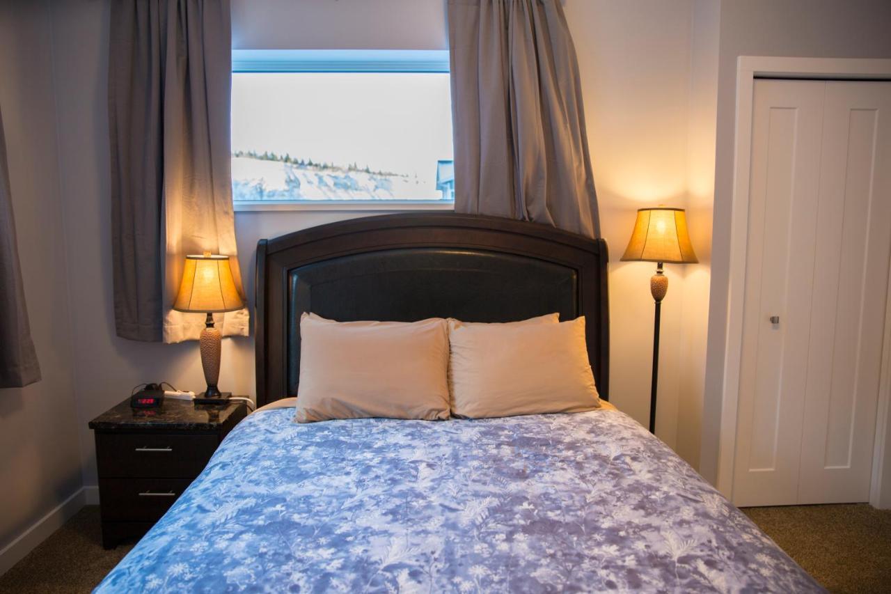 Downtown Whitehorse 4 Bedrooms Deluxe Condo Kültér fotó