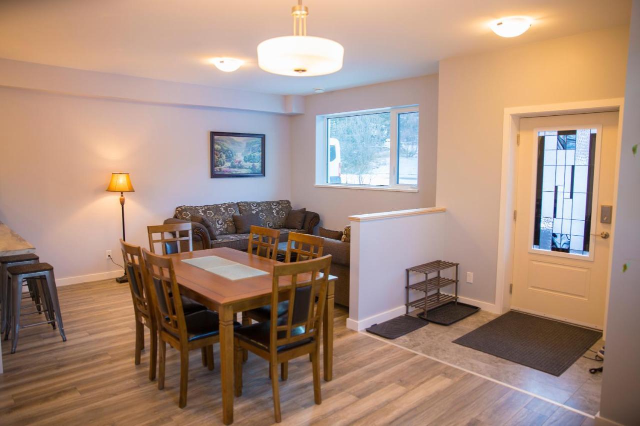 Downtown Whitehorse 4 Bedrooms Deluxe Condo Kültér fotó